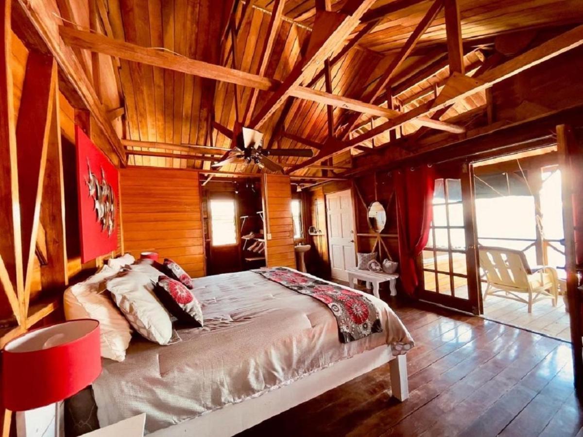 Villa Amaya Bocas del Toro Exterior foto